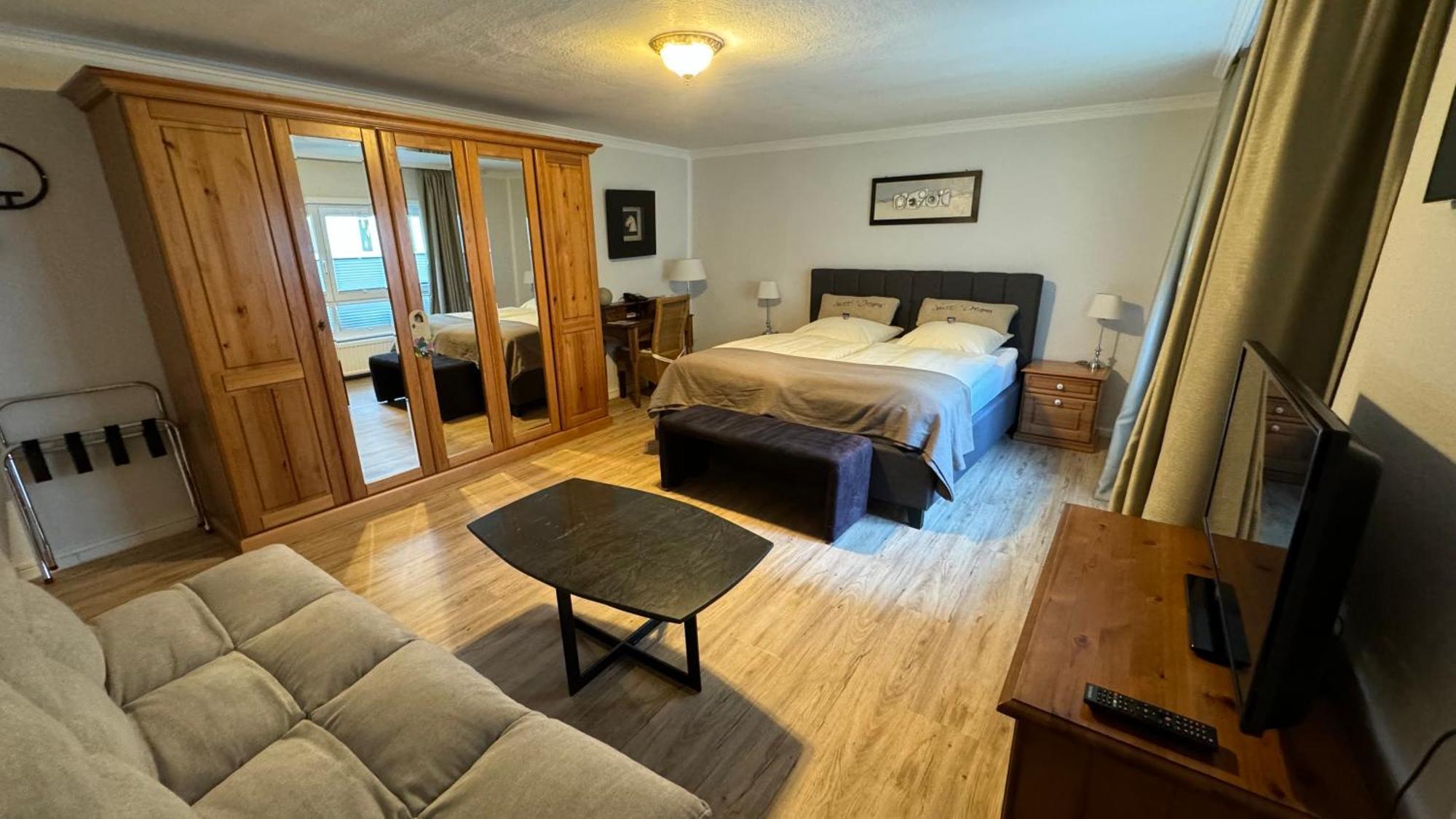 Goethe Hotel Бад-Пирмонт Номер фото
